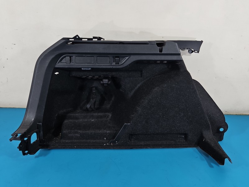 Tapicerka bagażnika lewa boczek Skoda Octavia IV 5E7867427D