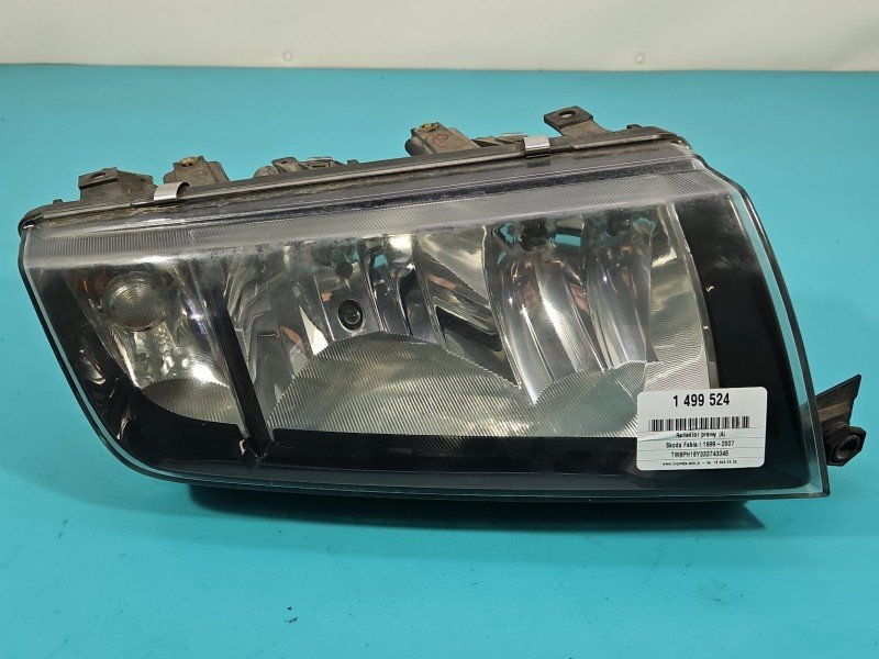Reflektor prawy lampa przód Skoda Fabia I EUROPA