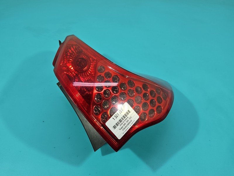 Lampa tył prawa Peugeot, Z BŁOTNIKA 09-13 Peugeot 3008 I HB