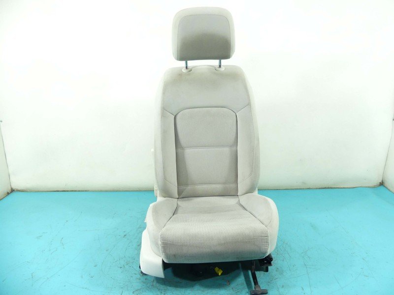 Fotel prawy pasażera Vw Passat B8