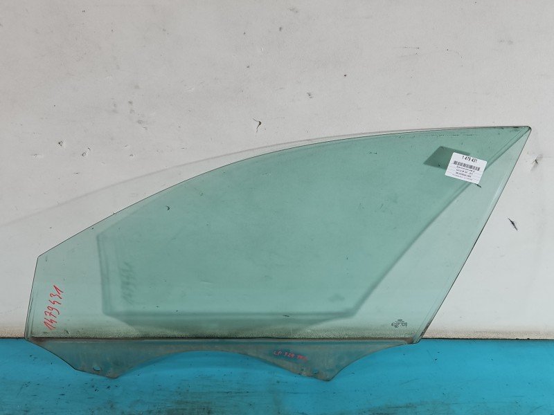 Szyba drzwi przód lewa AUDI A4 B8 kombi