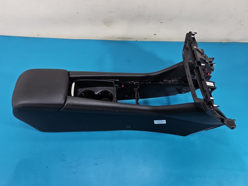 Podłokietnik TUNEL Mazda 6 III GJ EUROPA