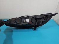 Reflektor prawy lampa przód Peugeot 407 EUROPA