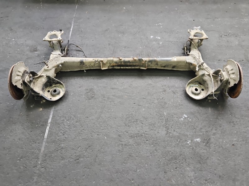 Tylna belka oś tył Citroen DS5 11-15 2.0 HDI