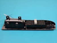 Przełącznik szyb Kia Carens II Producent części: KIA EU