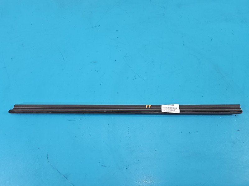 Listwa drzwi przód prawa Opel Grandland 9811247180