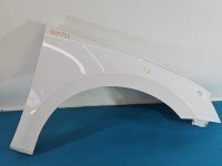 Błotnik przód prawy Skoda Superb III biały LF9E