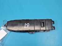 Przełącznik szyb Kia Stinger 93570J5000 Producent części: KIA, przód lewy EU