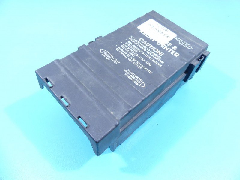 Skrzynka bezpieczników Chrysler Voyager IV