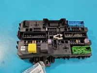 Skrzynka bezpieczników Opel Astra III H 94700785