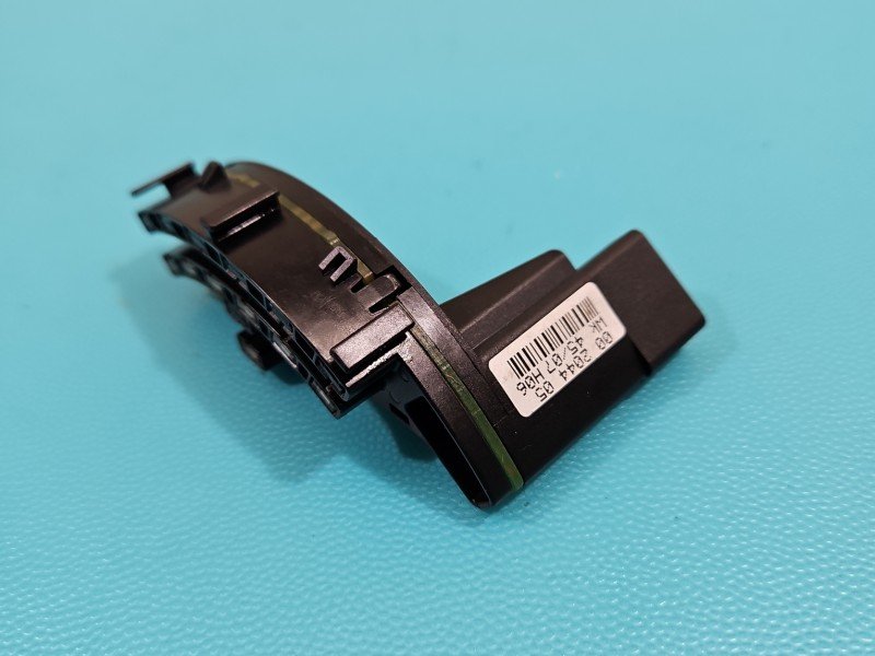 Czujnik kąta skrętu Audi A4 B7 00204405 Czujnik kąta skrętu Audi A4 B7 00204405