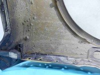 Błotnik przód lewy Vw Touareg I 7L czarny L041