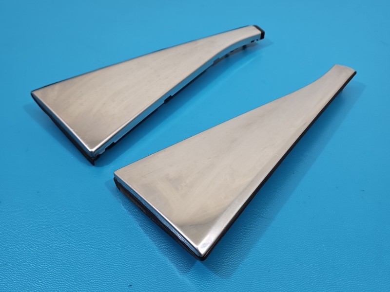 Listwa dachowa lewa dachu Peugeot 3008 II 9814047277, 981407377