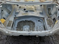Pas tylny podłoga wanna bagażnika Maserati Quattroporte VI 13- sedan