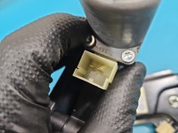 Podnośnik przód prawy SZYBY WINDA Vw Tiguan II 16- Volkswagen, 2pin 0130822077, 5Q0959801C 5d HB