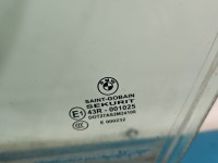 Szyba drzwi przód lewa KIEROWCY Bmw X3 e83 HB