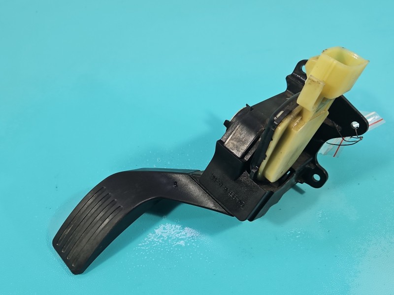 Pedał gazu potencjometr Ford Focus Mk1 1.8 tdci 2M51-9F836-AD