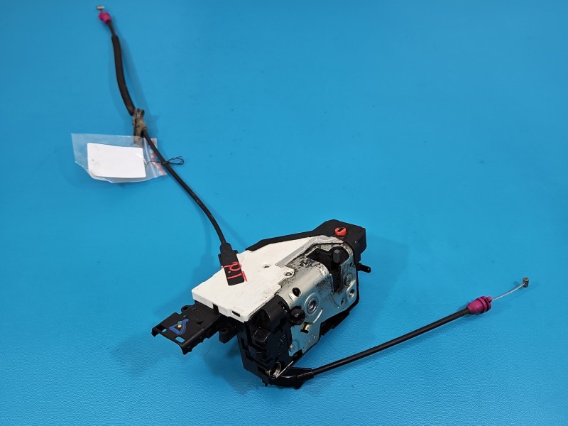 Zamek tył prawy Citroen C3 Picasso 08-17 6pin 24099158