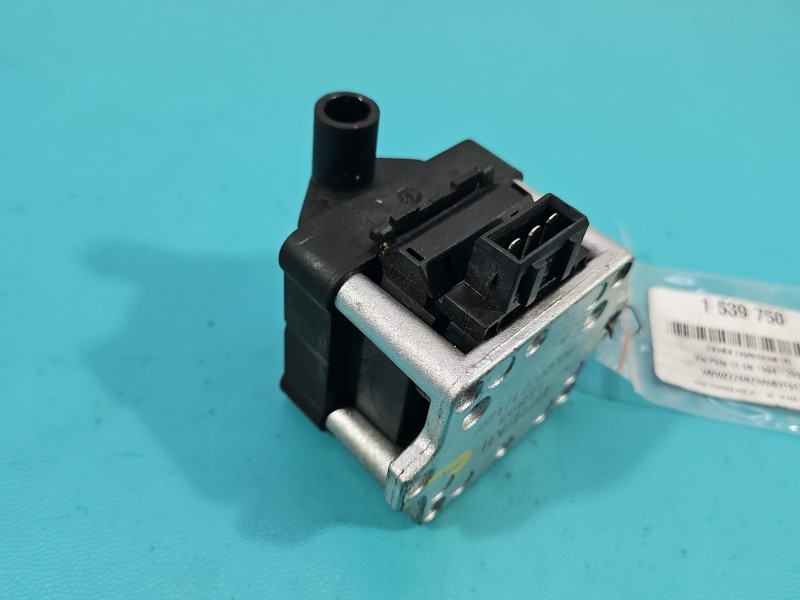 Cewka zapłonowa Vw Polo III 6N 1.0 wiel Volkswagen