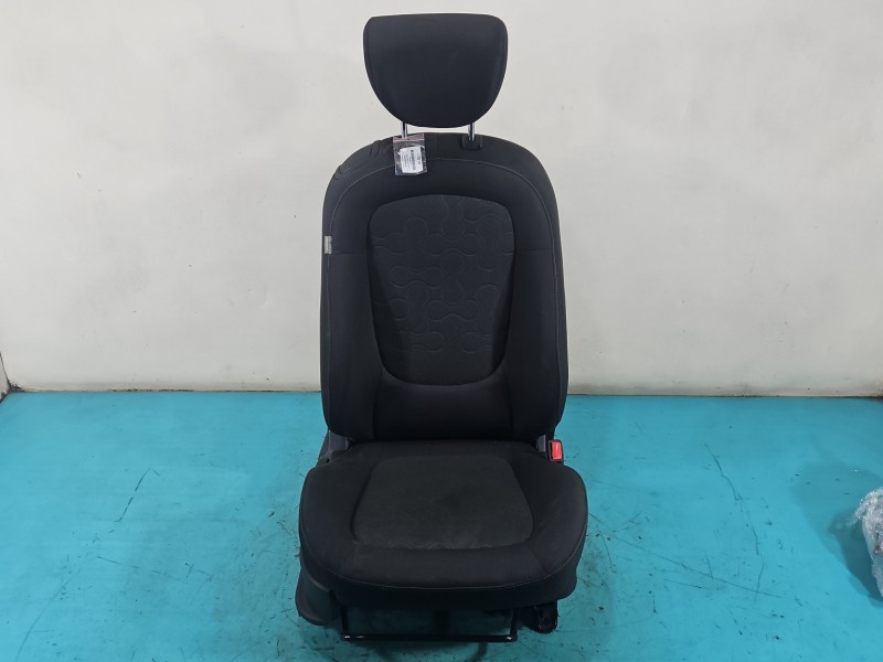 Fotel prawy przód pasażera Hyundai I20 I 08-14 3d EUROPA