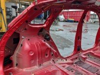 Błotnik tył lewy Kia Niro I 2016-2022 ćwiartka bordowy CR5