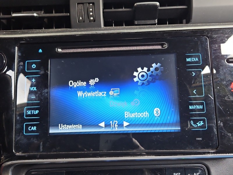 Radio fabryczne Toyota Auris II 86140-02360 radioodtwarzacz