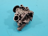 Pompa oleju Nissan X-trail II T31 2.0 dci (M9R1850) 8200345633