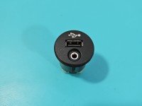 Gniazdo USB Nissan Qashqai I J10 06-13