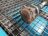 Półoś przód lewa Audi A4 B9 2.0 TDI automat