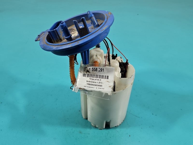 pompka Pompa paliwa Skoda Octavia III 2.0 TSI (DKZA) 5Q0919051BF, 0580200381 5pin