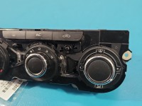 Konsola panel nawiewu Skoda Octavia II 3T0820047AF