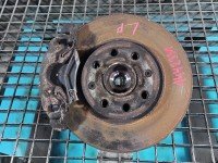 Zwrotnica lewa piasta przód 1.4 16V Opel Corsa E