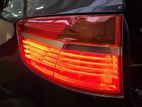 Lampa tył lewa BMW X6 E71 HB Producent części: BMW, Zewnętrzna Z BŁOTNIKA LED EUROPA