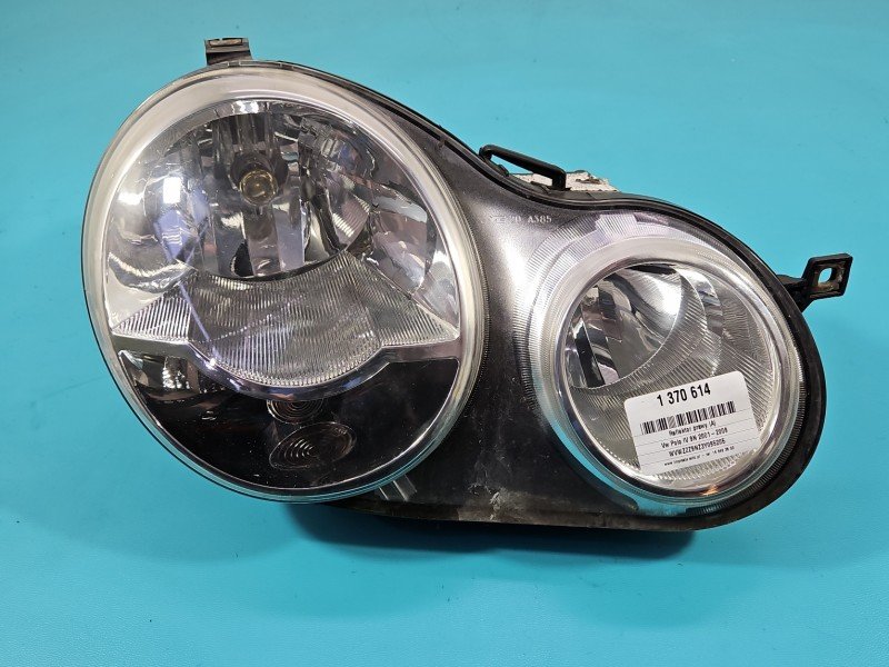 Reflektor prawy lampa przód Vw Polo IV 9N EUROPA