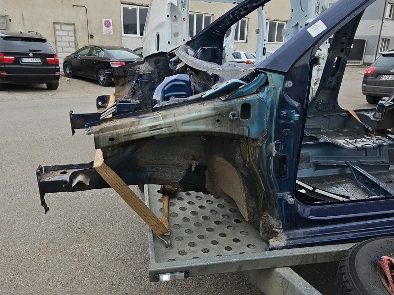 Podłużnica lewa fartuch ćwiartka Skoda Fabia III Podłużnica lewa fartuch ćwiartka Skoda Fabia III