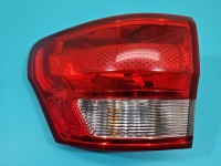 Lampa tył lewa Producent części: JEEP, Z BŁOTNIKA Przytopiona Jeep Grand Cherokee IV WK2 HB