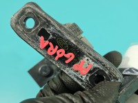 Zawias drzwi przód prawy Mercedes W213