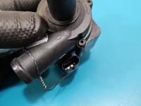 Pompka obiegu wody pompa Audi A5 8T 3.0 tdi 059121004G, 059121012A