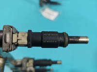 Wtryskiwacz listwa wtryskowa A2720780249, A2720700995 Mercedes W221 3.5 V6 272KM