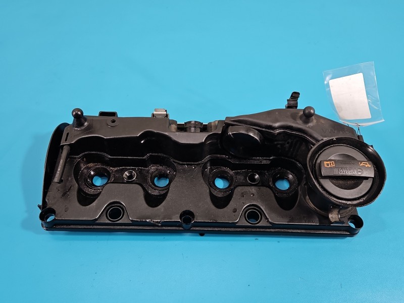 Pokrywa zaworów Vw Golf VI 1.6 tdi CAY 03L103469R