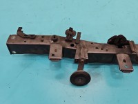 WZMOCNIENIE CZOŁOWE Pas przedni Toyota Auris I