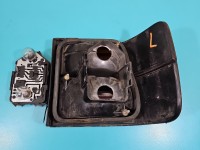 Lampa tył lewa Volkswagen, hella, uszkodzone jedno zapięcie trzymające wkładu Vw Vento sedan