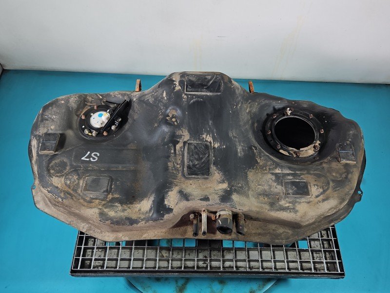 Zbiornik paliwa bak Subaru Forester IV SJ 12-18 2.0 D BOXER (EE20) Zbiornik paliwa bak Subaru Forester IV SJ 12-18 2.0 D BOXER (EE20)