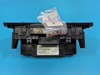 Konsola panel nawiewu Audi A3 8P 8P0820043E