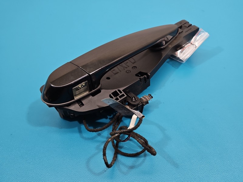 Klamka przód prawa zewnętrzna BMW X6 E71 7209882