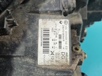 Reflektor prawy lampa przód Renault Trafic III EUROPA