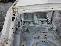 Pas tylny podłoga bagażnika Ford Escape III 12- wanna kombi ćwiartka