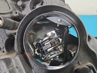 Reflektor lewy lampa przód Peugeot 2008 I EUROPA 9825313980, 90167010