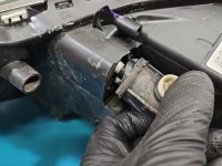 Reflektor prawy lampa przód Toyota Auris II EUROPA 81110-02K60, 90070907