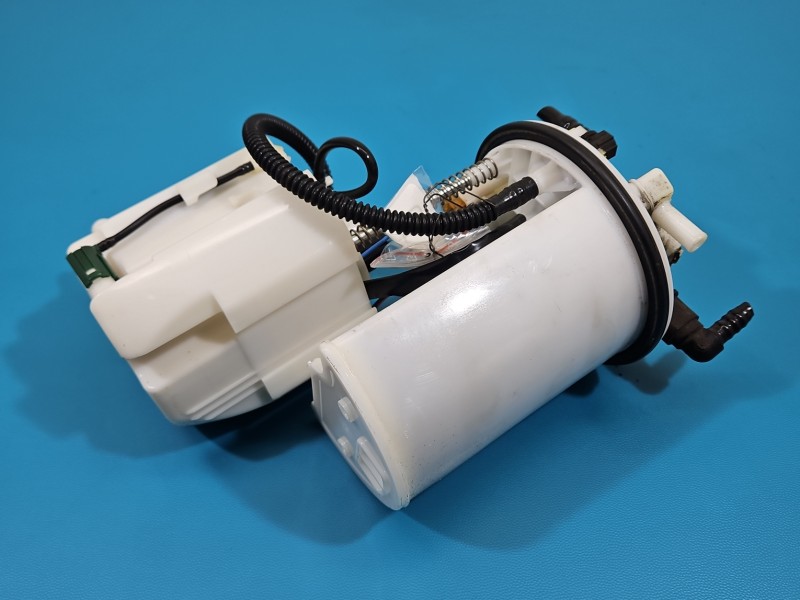 pompka Pompa paliwa LEXUS NX I 14-21 2.0 T 77704-78010 Producent części: Lexus, 4 PIN